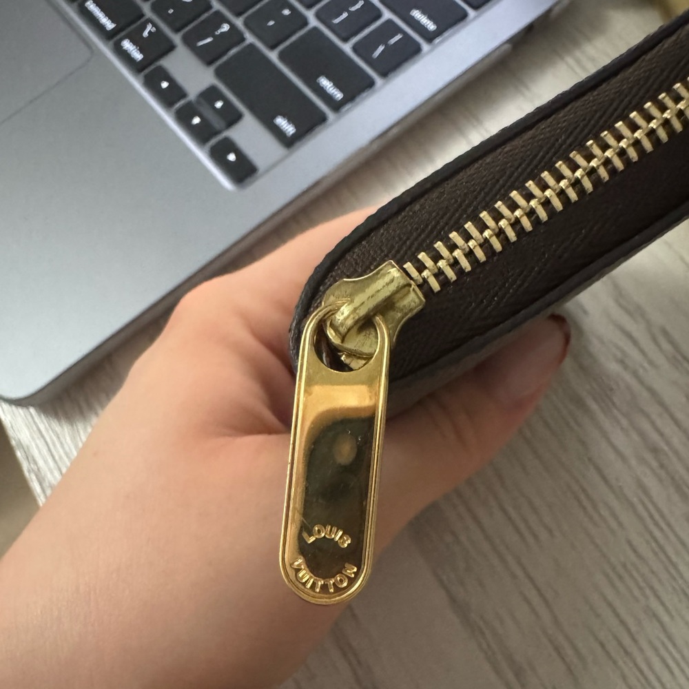 Louis Vuitton LV Monogram Zippy Coin Purse - Picture 5 of 11